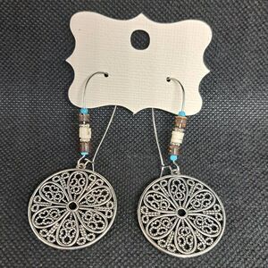 Silver Tone Floral Lace Round Boho Drop Earrings- NWOT
